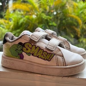 Size 7K Hulk superhero marvel sneakers - Adidas